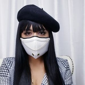 White/Black Faux Face Mask 🖤